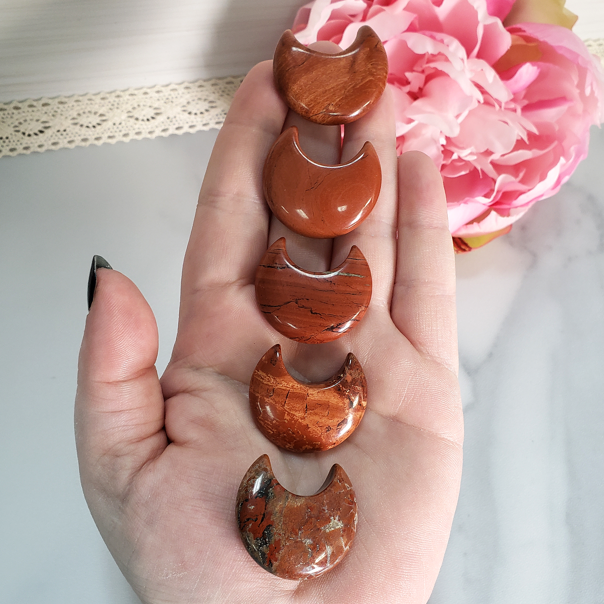 Red Jasper Natural Gemstone Crescent Moon Carving Fidget Stone - Natural Red Jasper Stone Moon Carvings