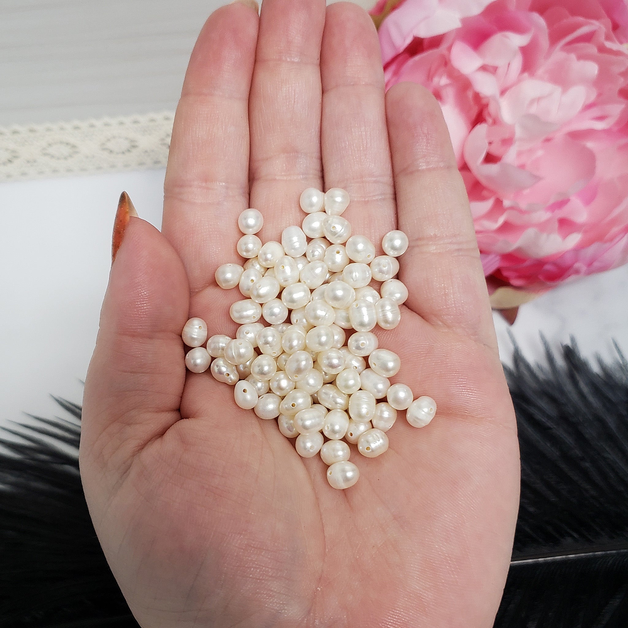 Unique Lot of 80 Freshwater Pearl Natural Crystal Beads 4-6mm