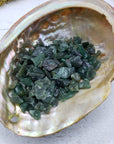 One ounce of green aventurine chips in abalone shell