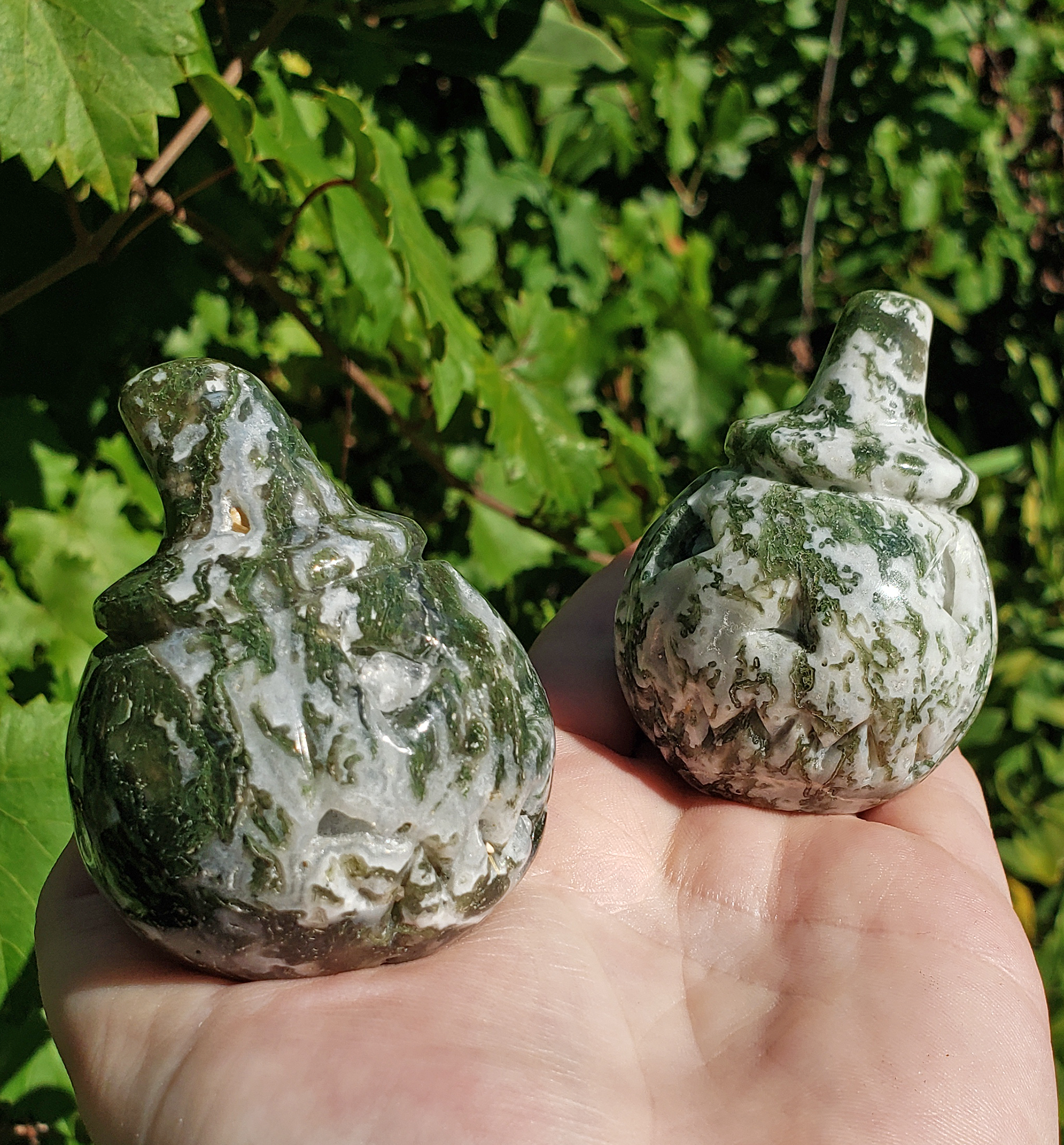 Tree Agate Gemstone Spooky Pumpkin Totem Jack-o-Lantern Carving - Textured Surfaces