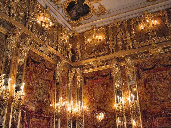The Amber Room: Eight Wonder of The World and Russia