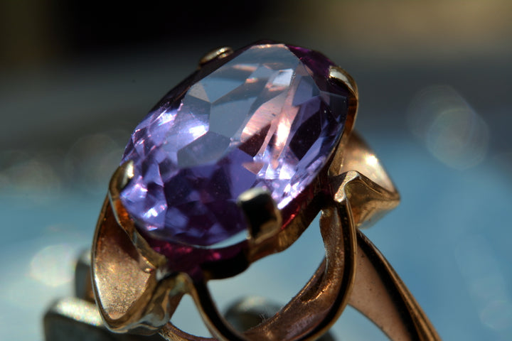 A SERIES OF SUMMER STONES – JUNE’S BIRTHSTONE HISTORY