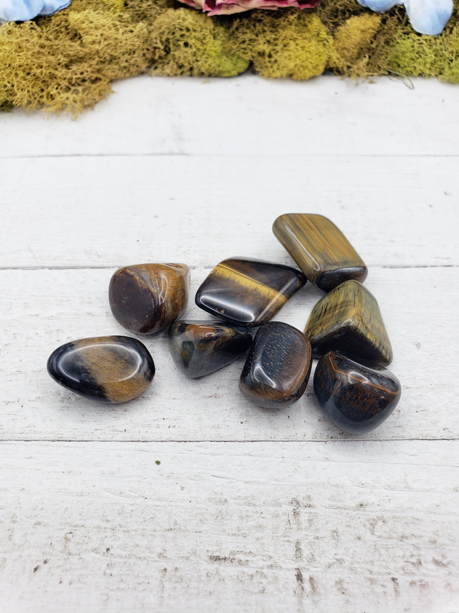 Blue Multi Tiger Eye Hawkeye stones on display