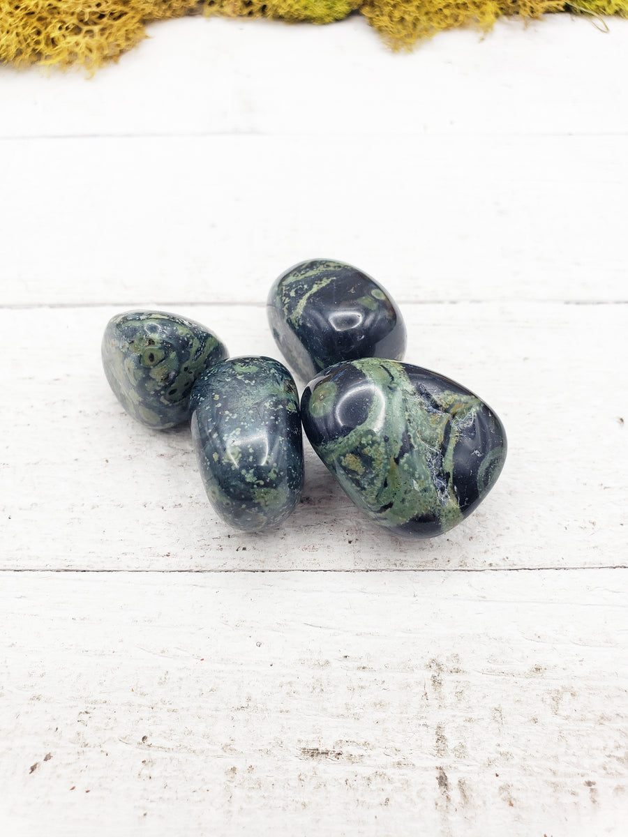 kambaba jasper stones on board