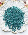 malachite crystal chips on flower dish