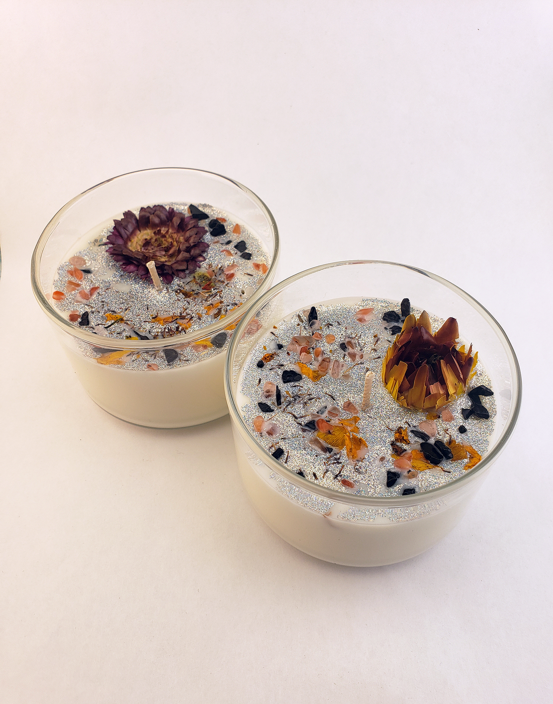 Best Friend - Coconut Soy Wax Handmade Scented Tumbler Candle - Scented with Essential Oils - Decorated with Dried Herbs Crystal Chips Candle Safe Glitter - Everlasting Flower Black Tourmaline Agate Kunlun Snow Chrysanthemum