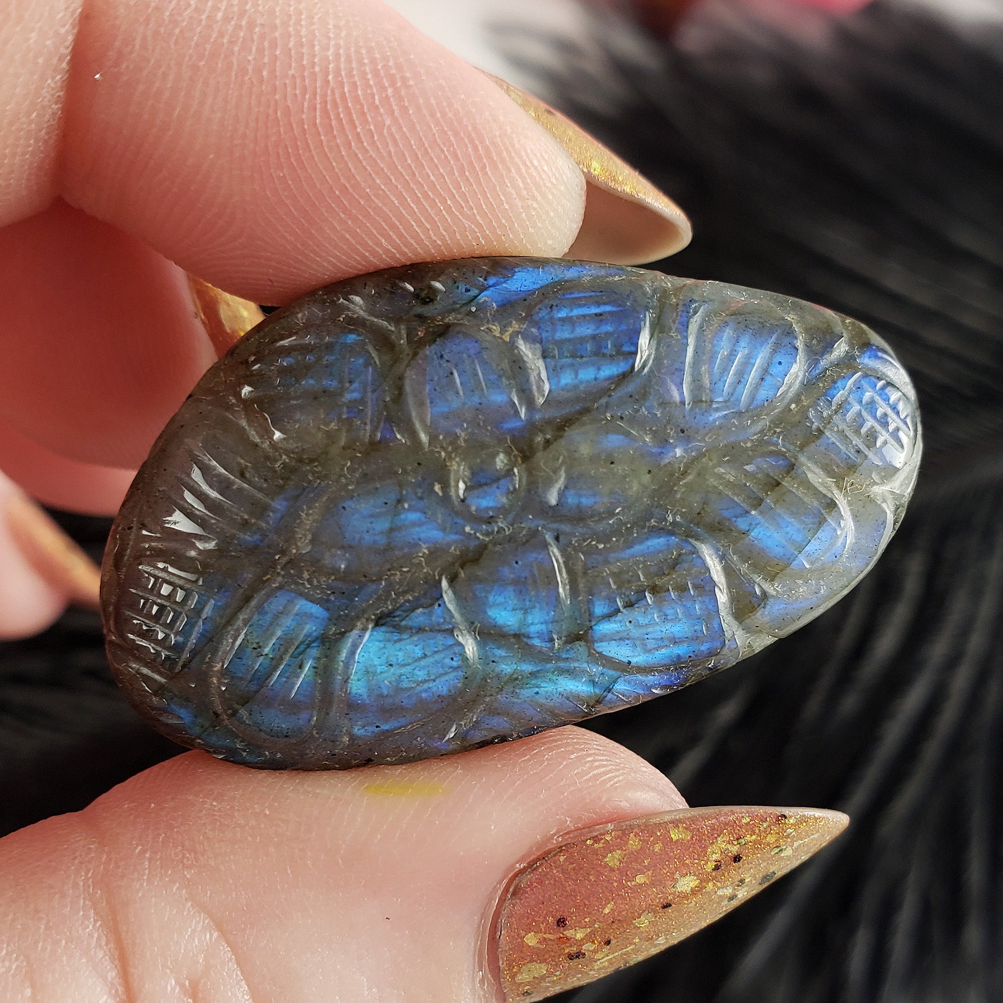 Unique 69 Carat Labradorite Cabochon Natural Gemstone Carving | Court