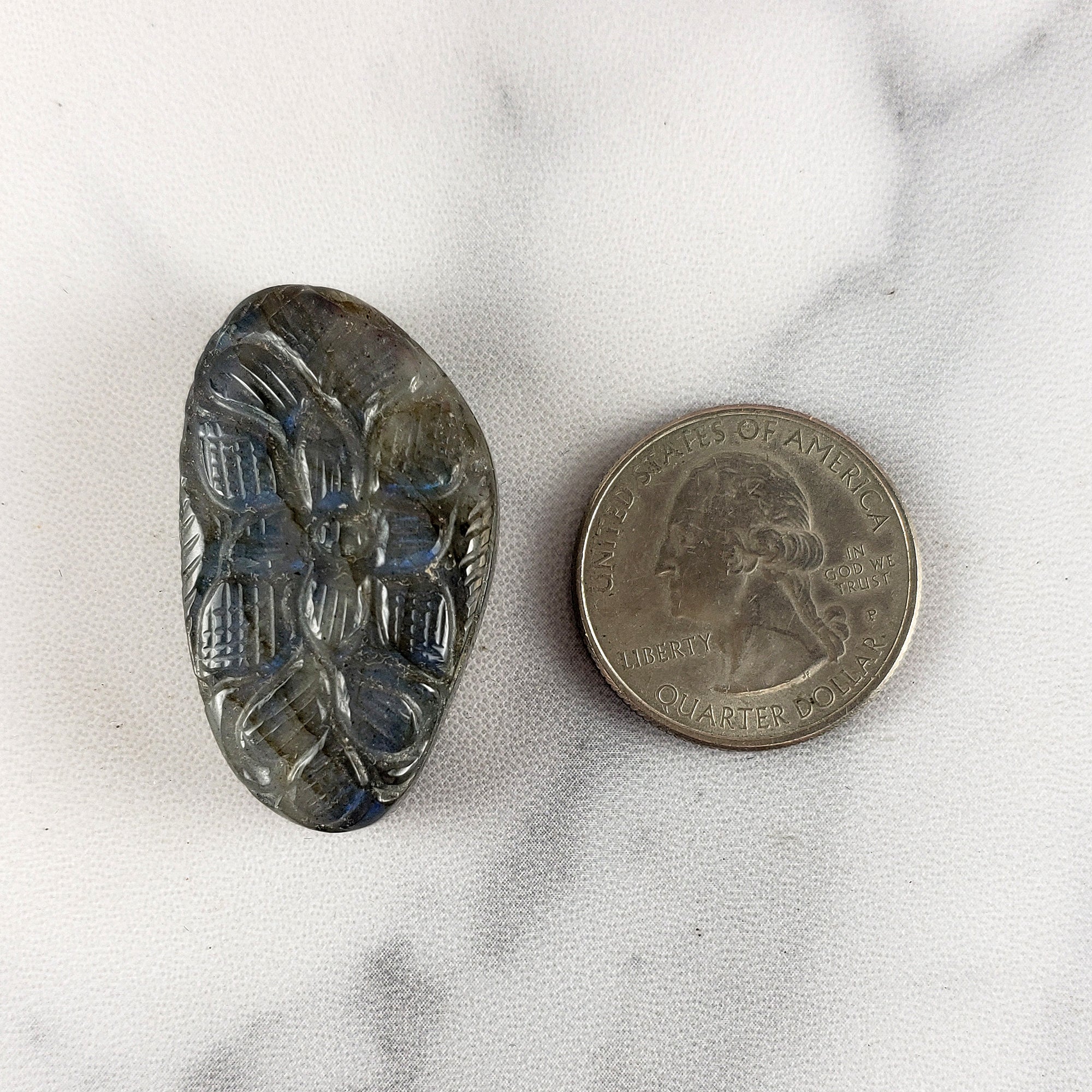 Unique 69 Carat Labradorite Cabochon Natural Gemstone Carving | Court - 3