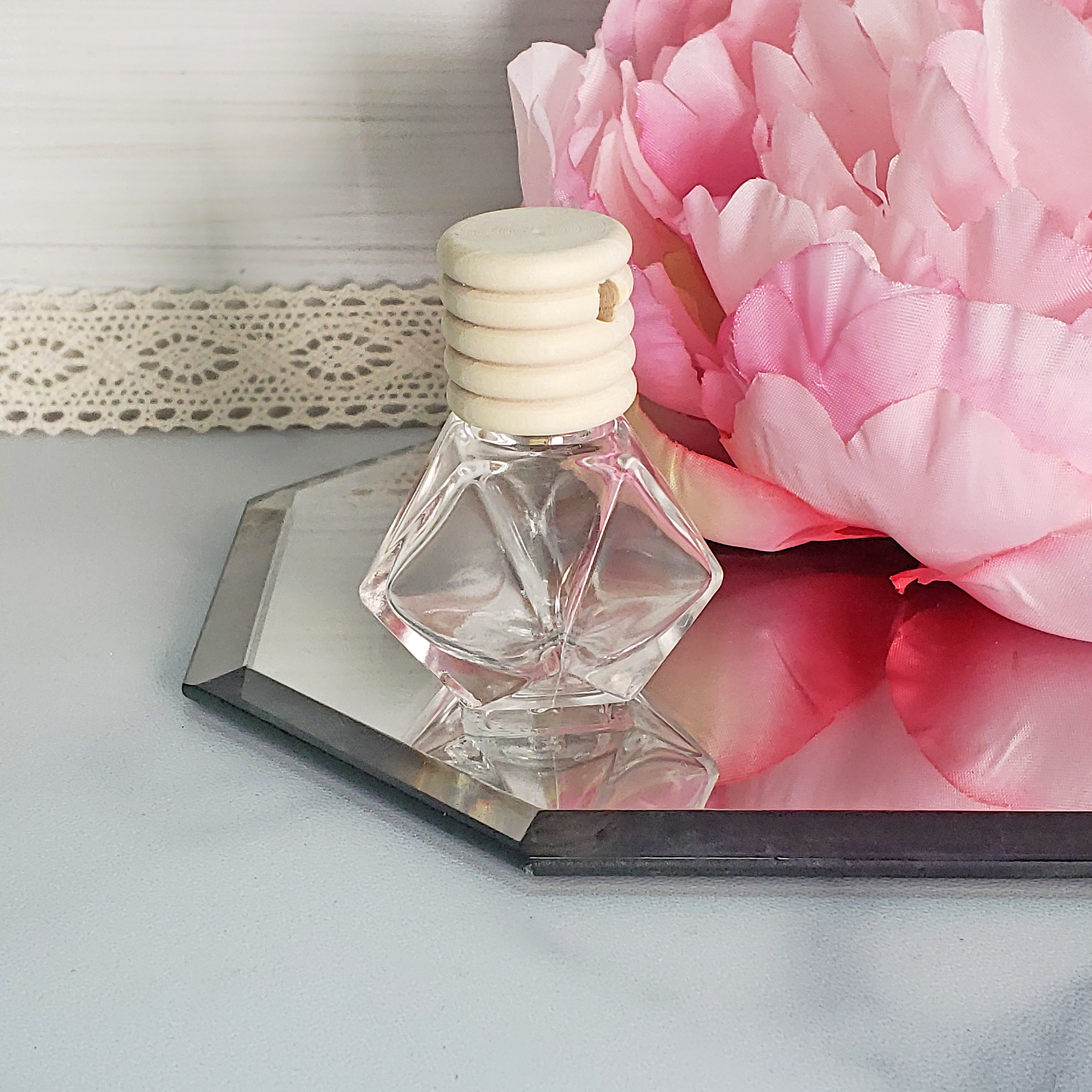 Glass Bottle Pendant | Empty Spell Jar Bottle for Essential Oils, Herbs, &amp; Crystal Chips