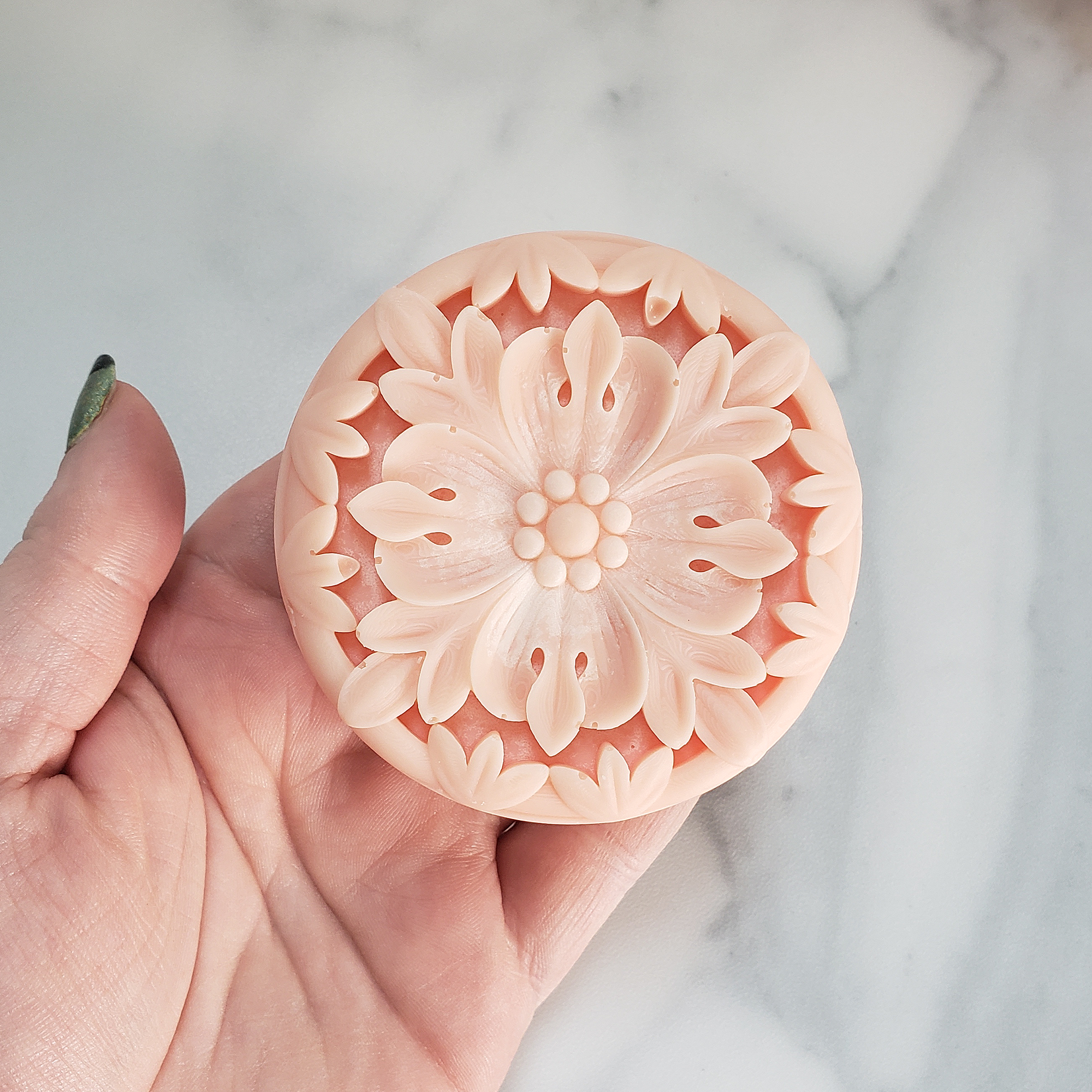 Honeysuckle Scented Wax Melt | Coconut Soy Wax Melt Cake for Aromatherapy