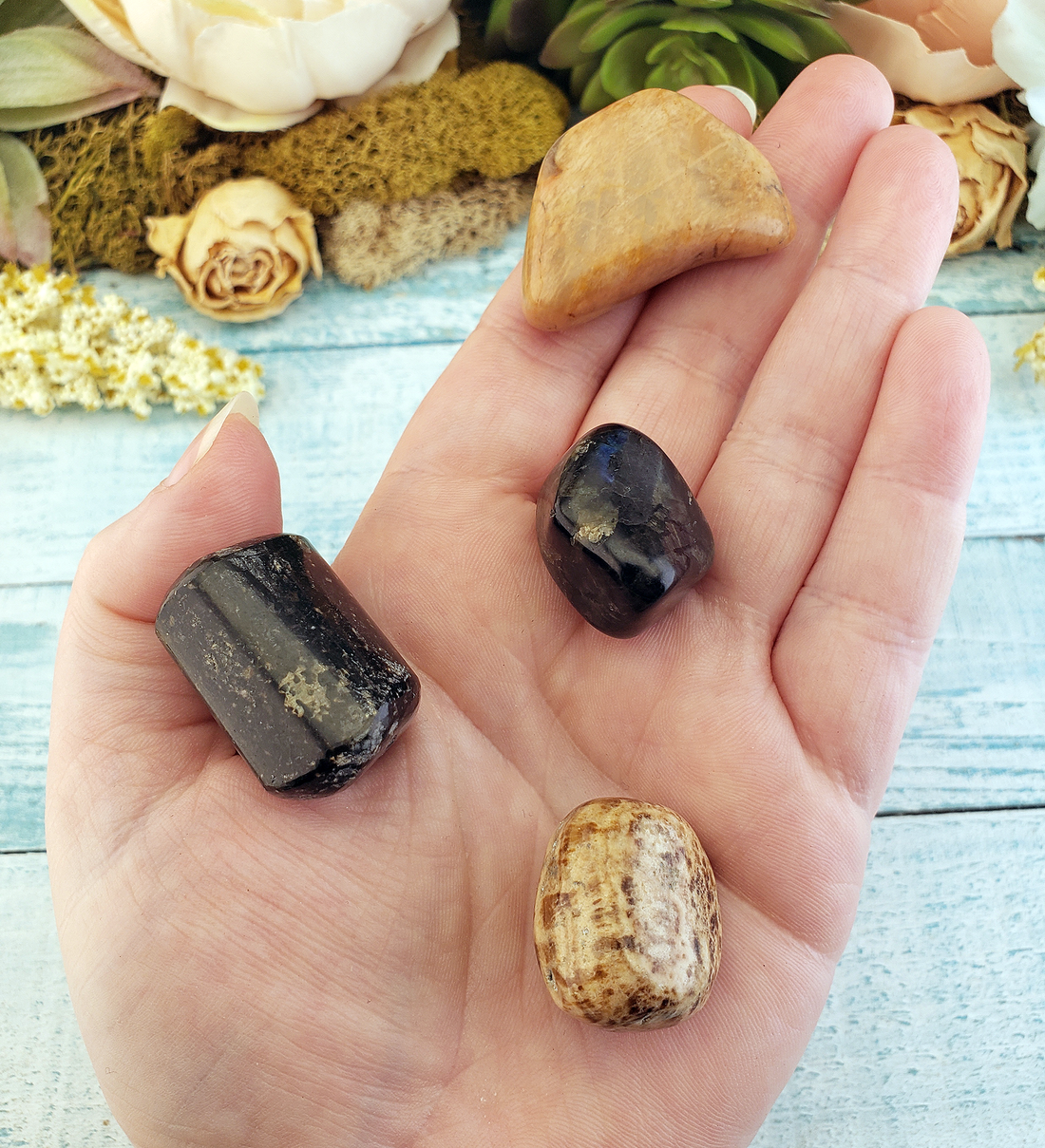 Inspiration & Learning - Set of Four Tumbled Stones with Pouch - Tumbled Crystals for Meditation 
