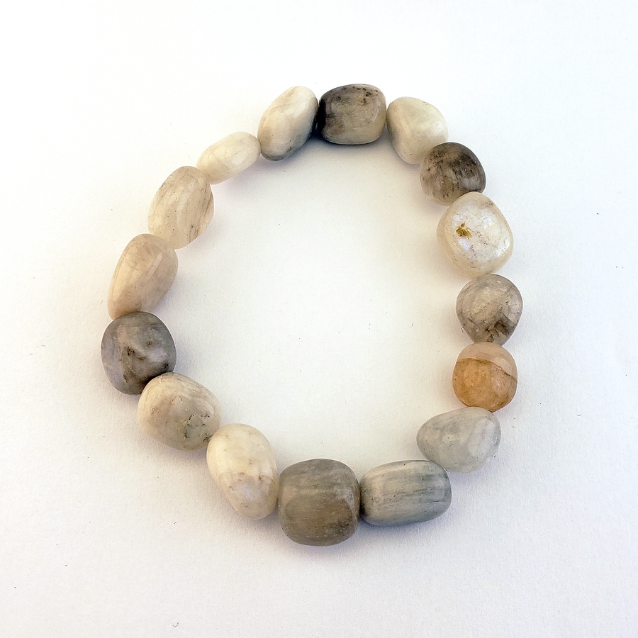 28 Crts Natural Rainbow Moonstone Beads Bracelet