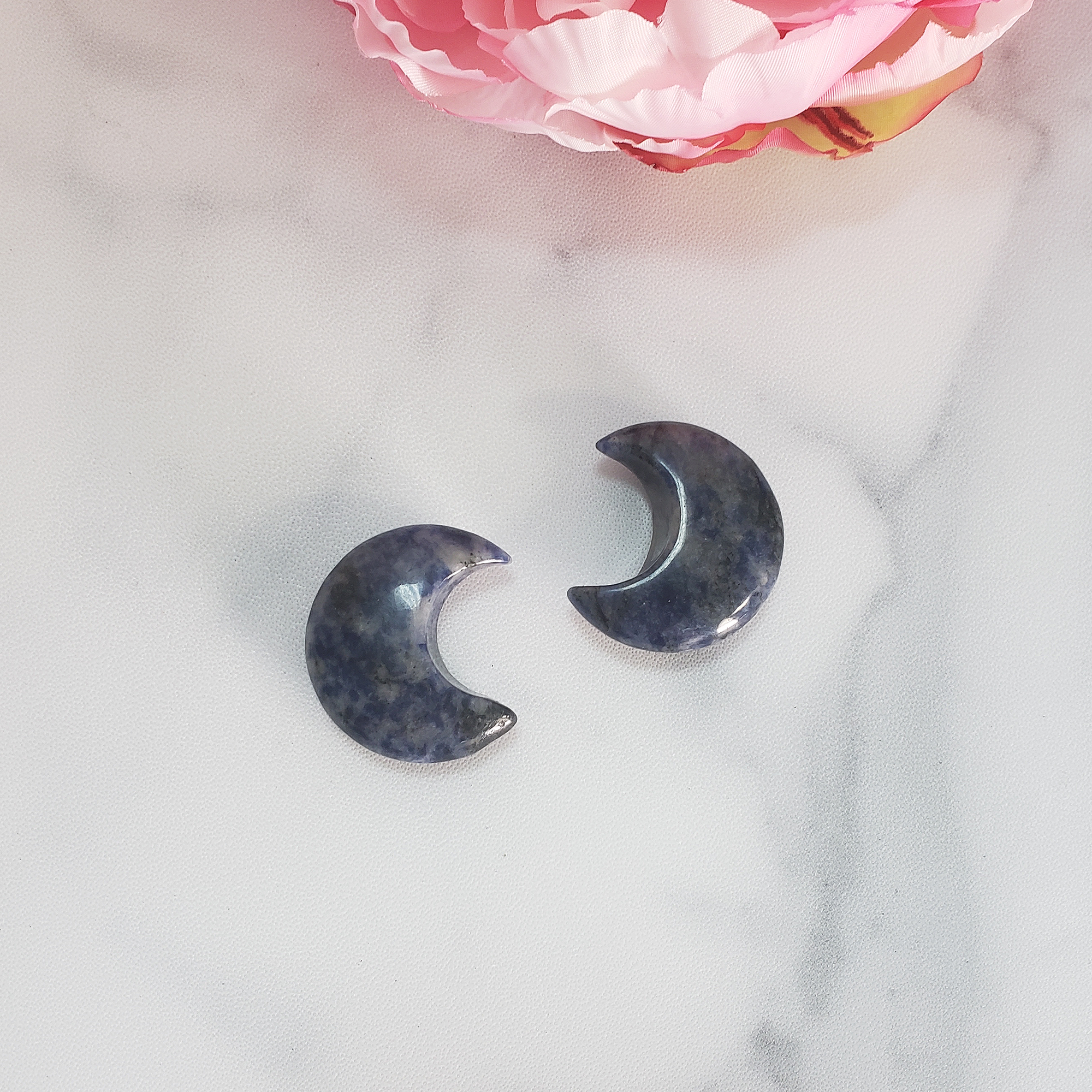 Sodalite Crystal Natural Gemstone Crescent Moon Carving Fidget Stone - Blue Sodalite Crystals