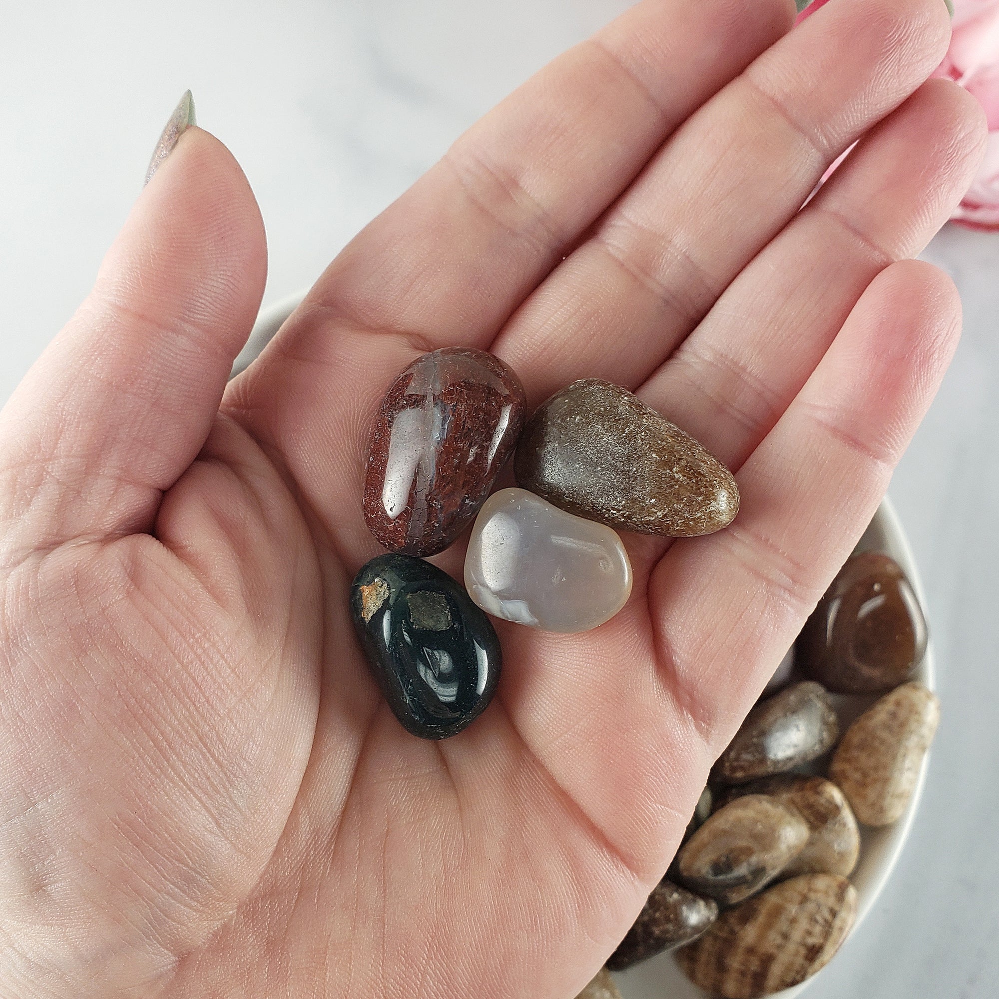 Tumbled Stones Crystal Set for Grounding & Centering | Petrified Wood, Chalcedony, Brown Aragonite, Moss Agate - Inner Peace