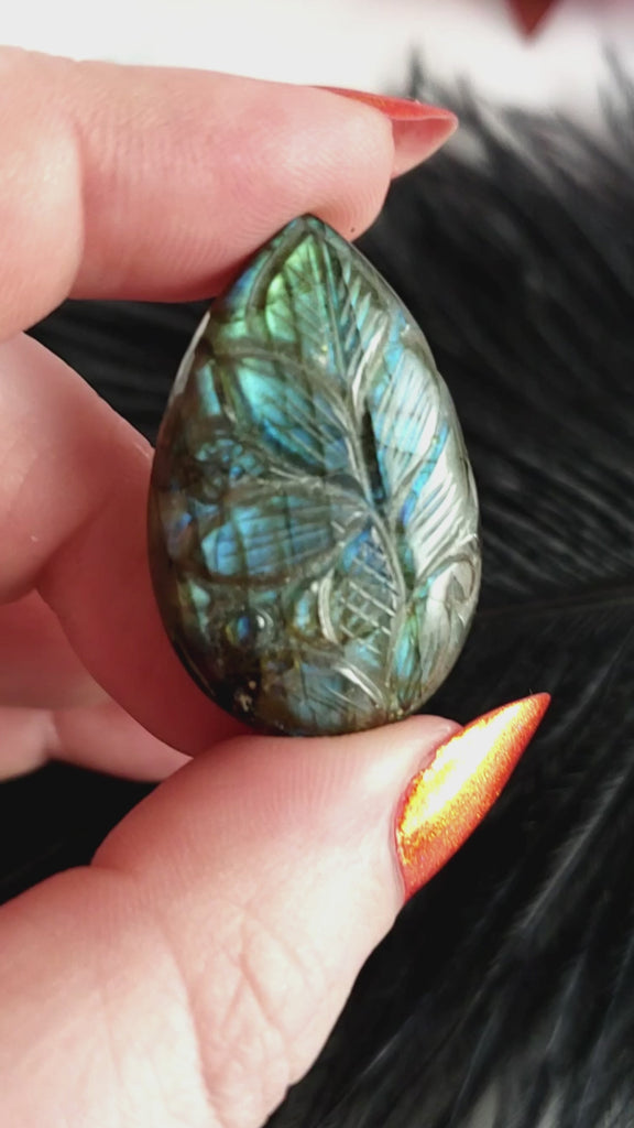 Unique 39 Carat Labradorite Cabochon Natural Gemstone Carving | Bromeliad - 4