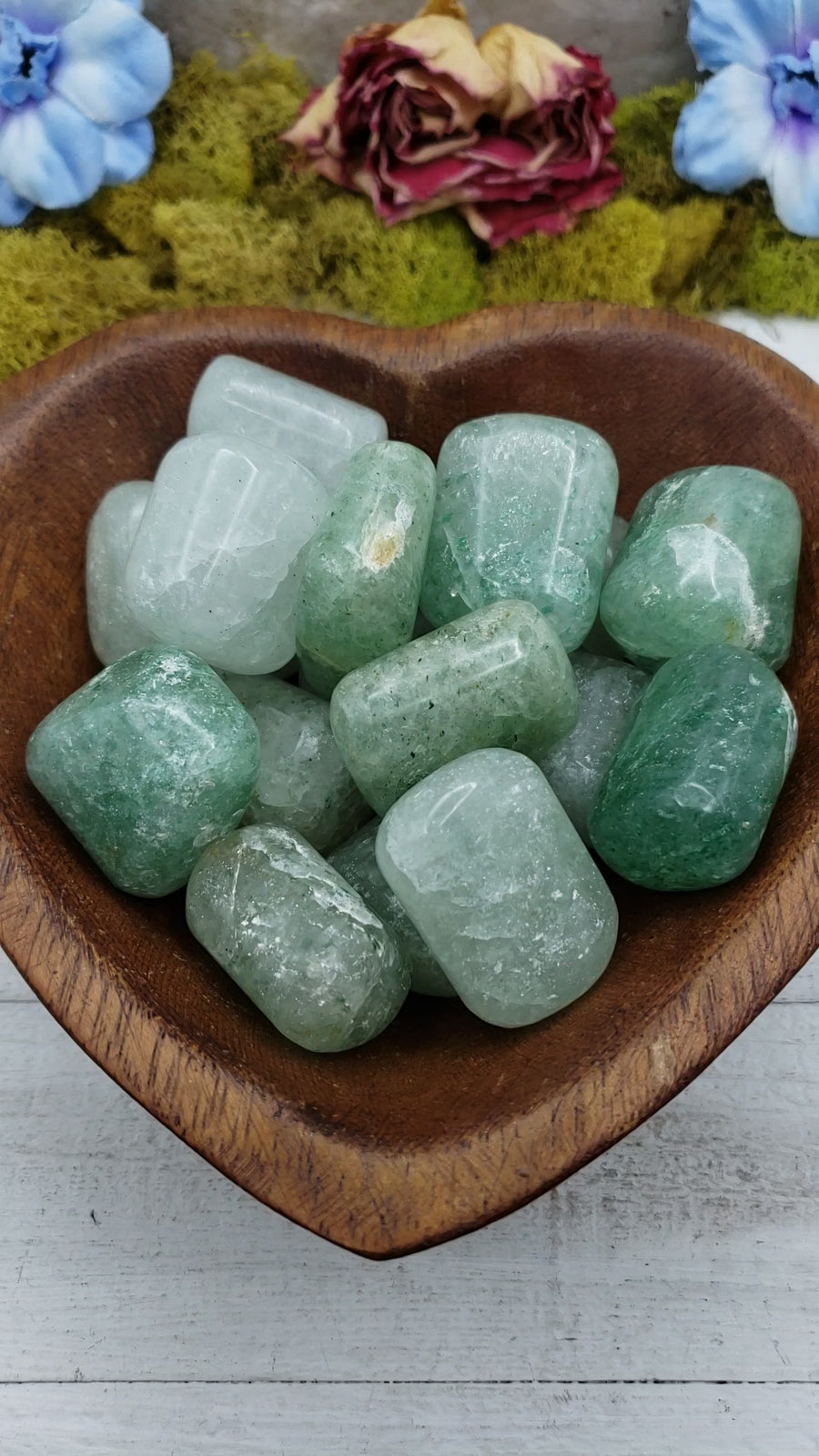 green included quartz crystal stones in bowl