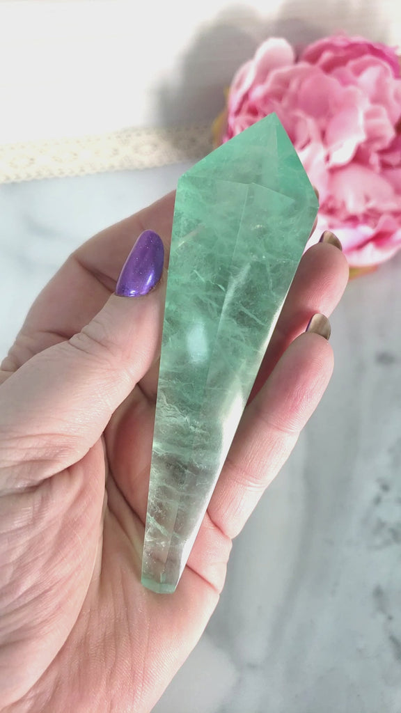 Unique Aqua Green Fluorite Crystal Wand Natural Gemstone Scepter | Sora - Video