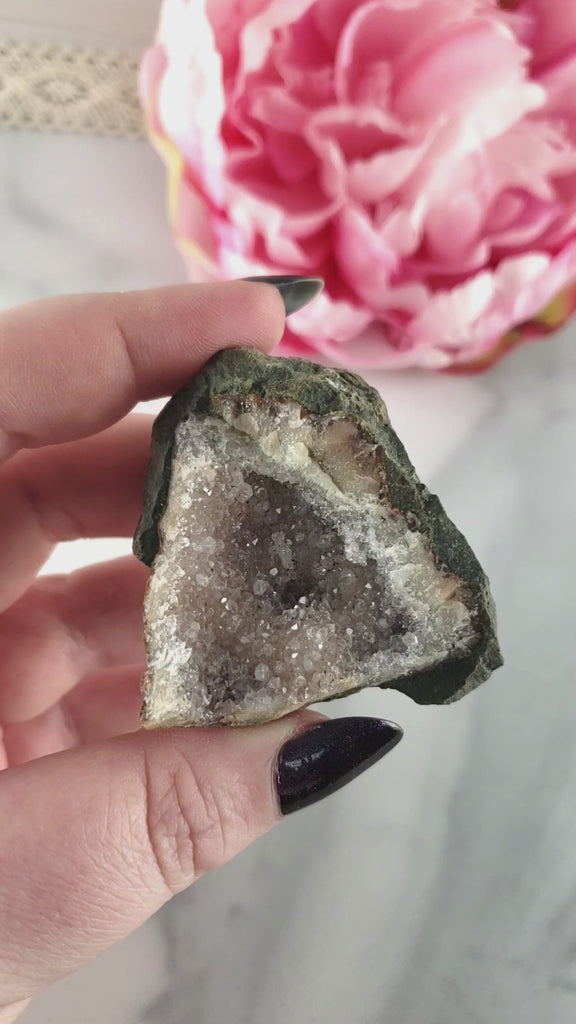 Unique Pale Druzy Amethyst Crystal Cluster Natural Gemstone | Kikyo - 4