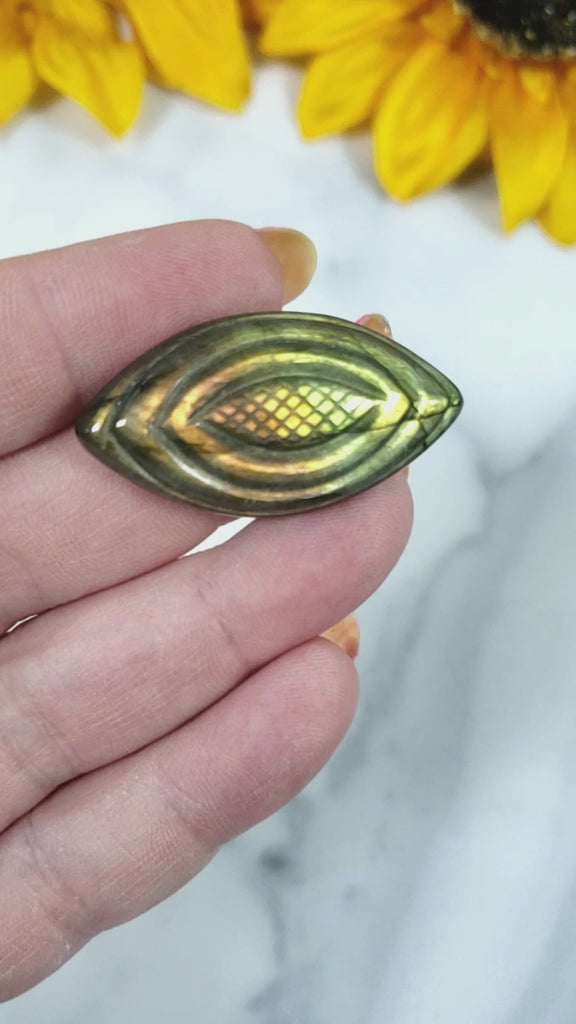 Unique 35 Carat Labradorite Cabochon Natural Gemstone Carving - Nazar - Video