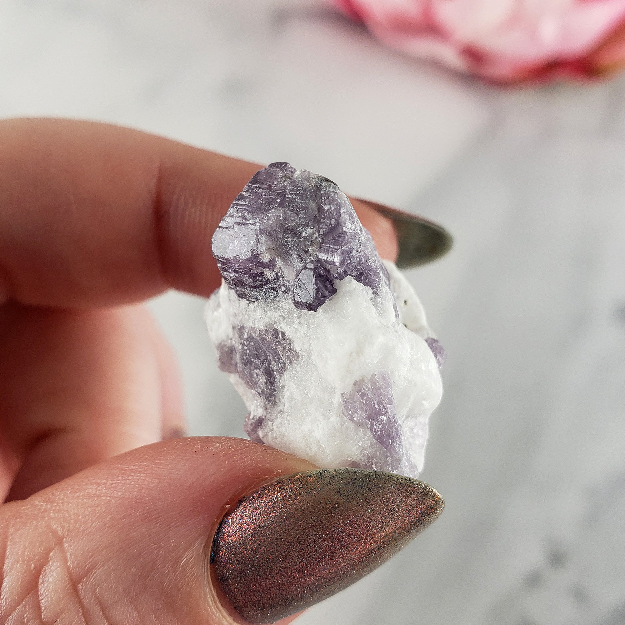 Unique Purple Scapolite Crystal Natural Mineral Formation Rough Gemstone | Understanding - 2