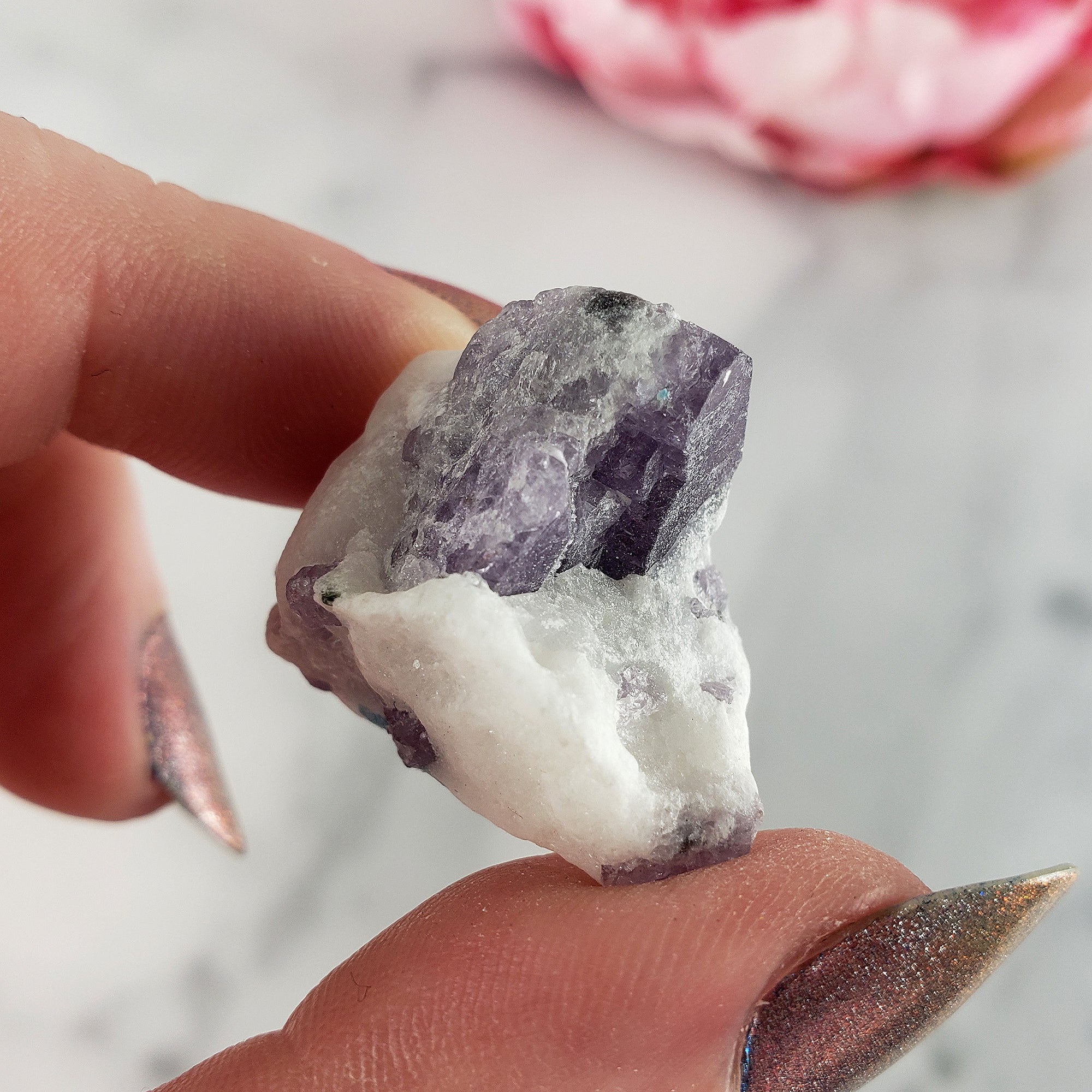 Unique Purple Scapolite Crystal Natural Mineral Formation Rough Gemstone | Understanding - 3