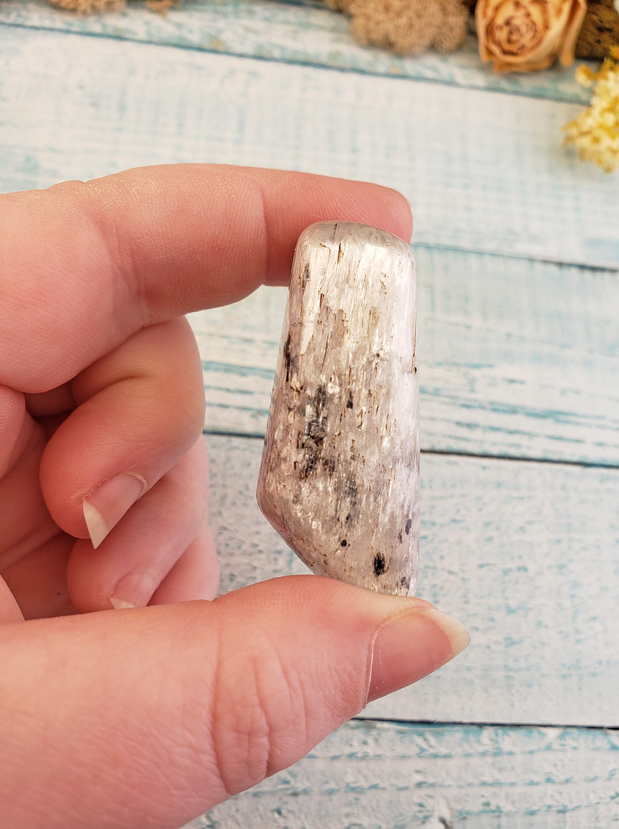 Kunzite Natural Tumbled Gemstone - Jumbo One Stone - Natural Crystals - Showing Texture