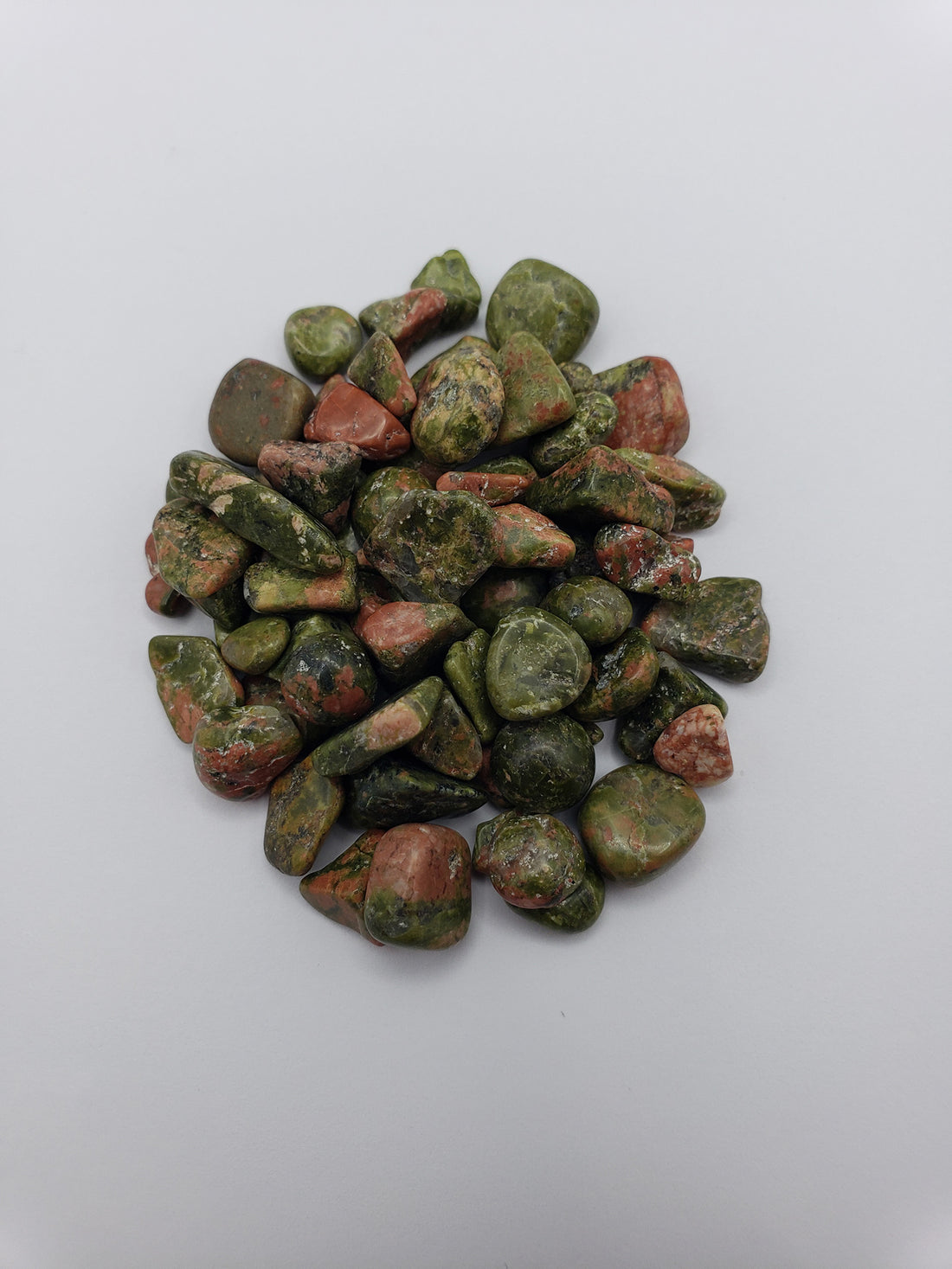Tumbled Green Jasper (1oz = approximately 2 stones) – Cowboy and