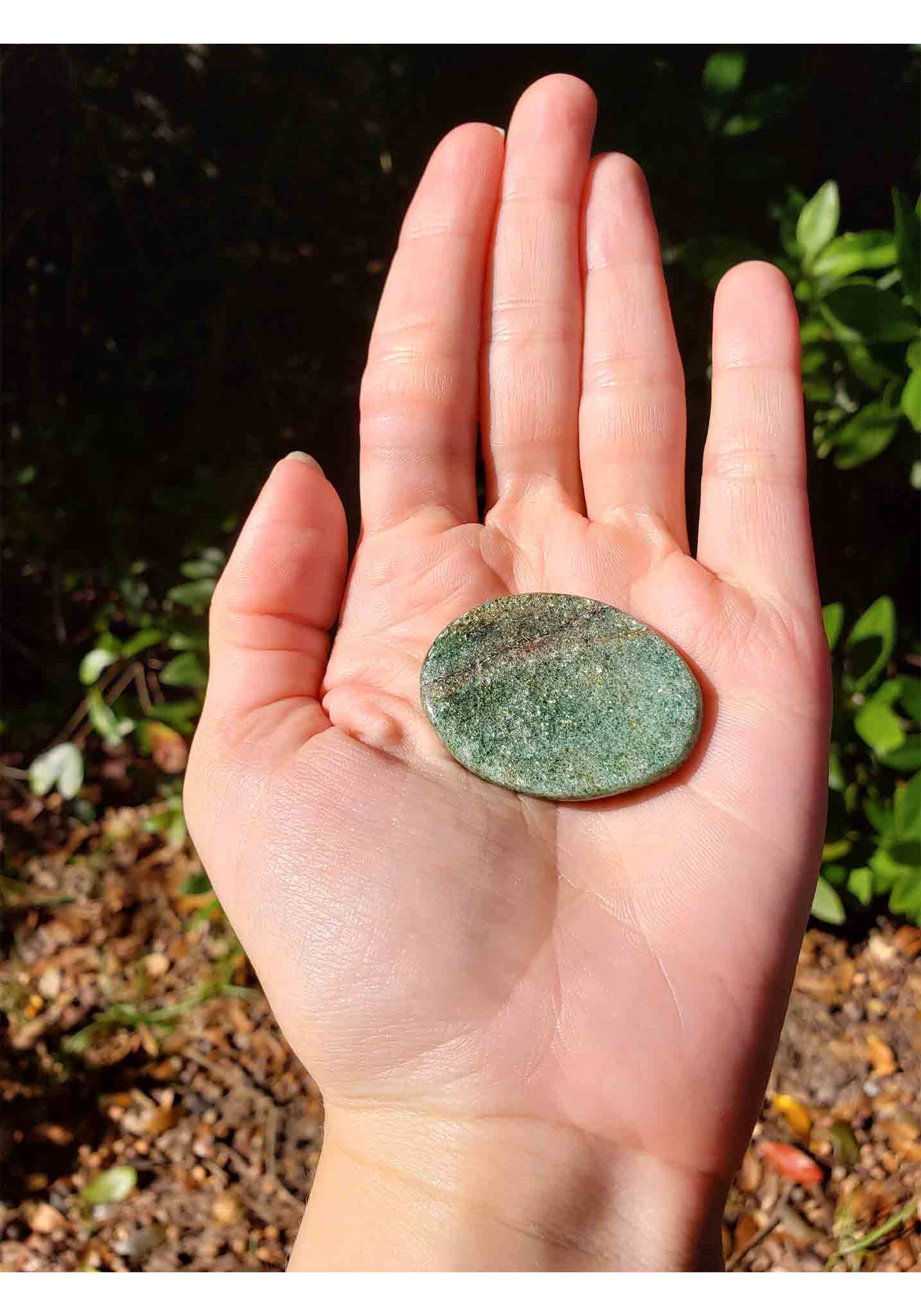Luxuriously Green Aventurine Palm Worry Stone - Stone of Opportunity &amp; Good Luck 3