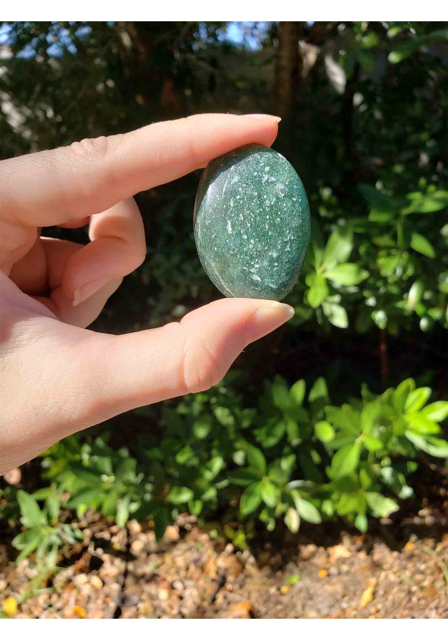 Luxuriously Green Aventurine Palm Worry Stone - Stone of Opportunity &amp; Good Luck 5