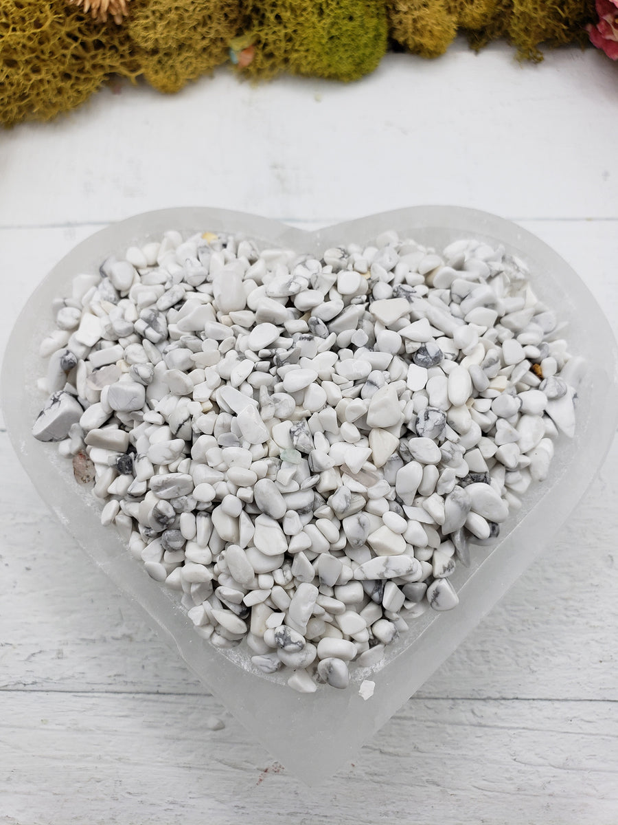 Six ounces of howlite chips in selenite bowl