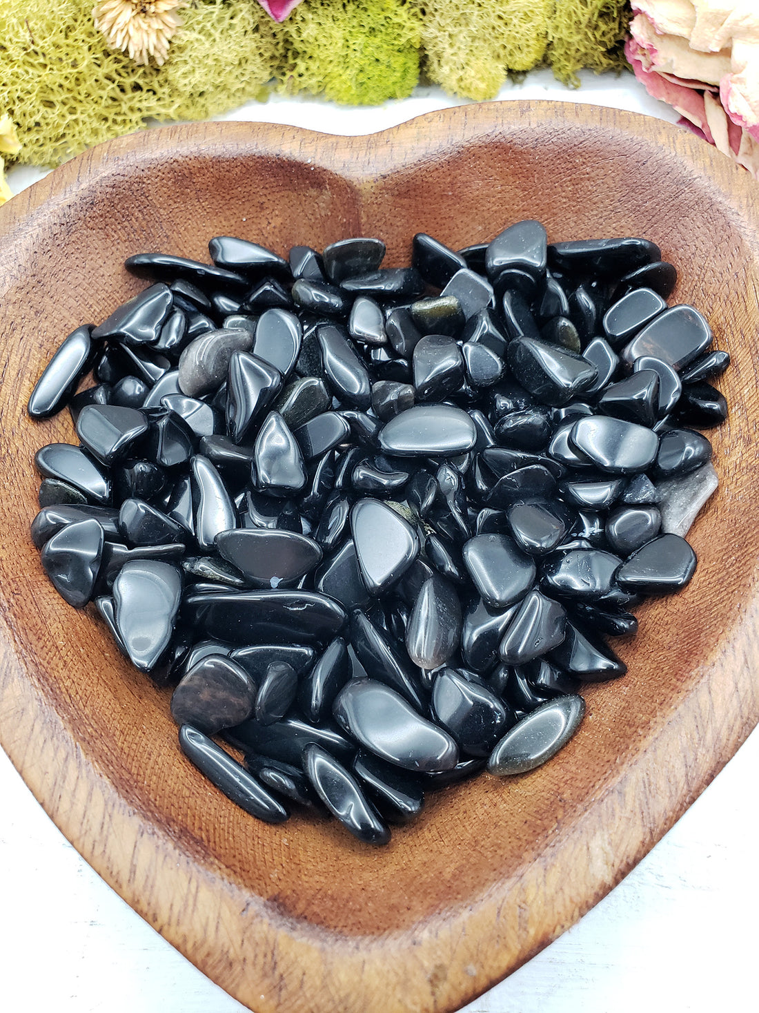 Eight ounces of Obsidian stone chips in bowl