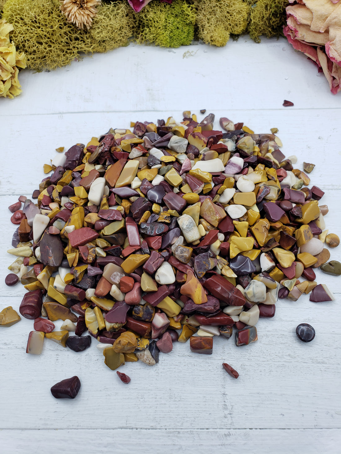 Eight ounces of mookaite chips on display