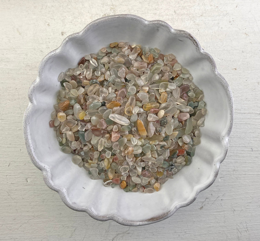 Mixed Natural Agate Gemstone Chips - 1 Ounce Bag