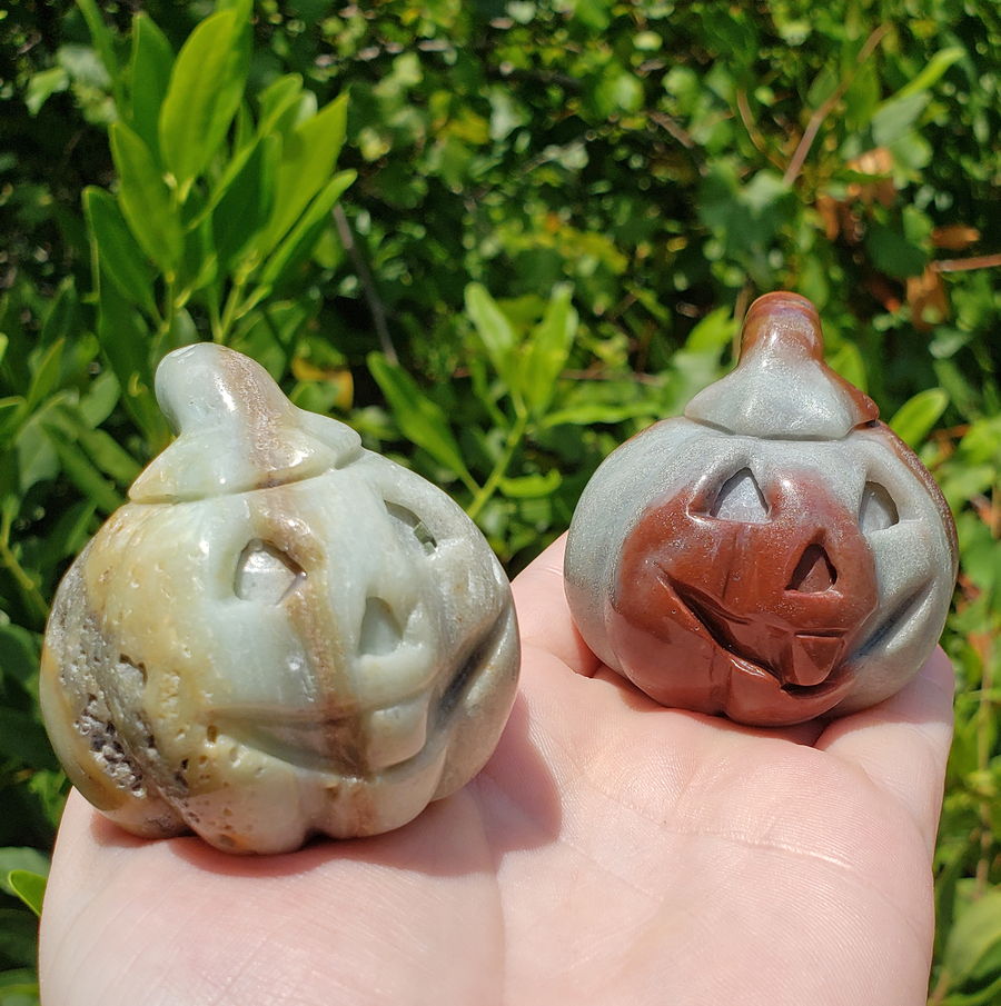 Amazonite Gemstone Happy Pumpkin Totem Jack-o-Lantern Carving - Sly Pumpkins