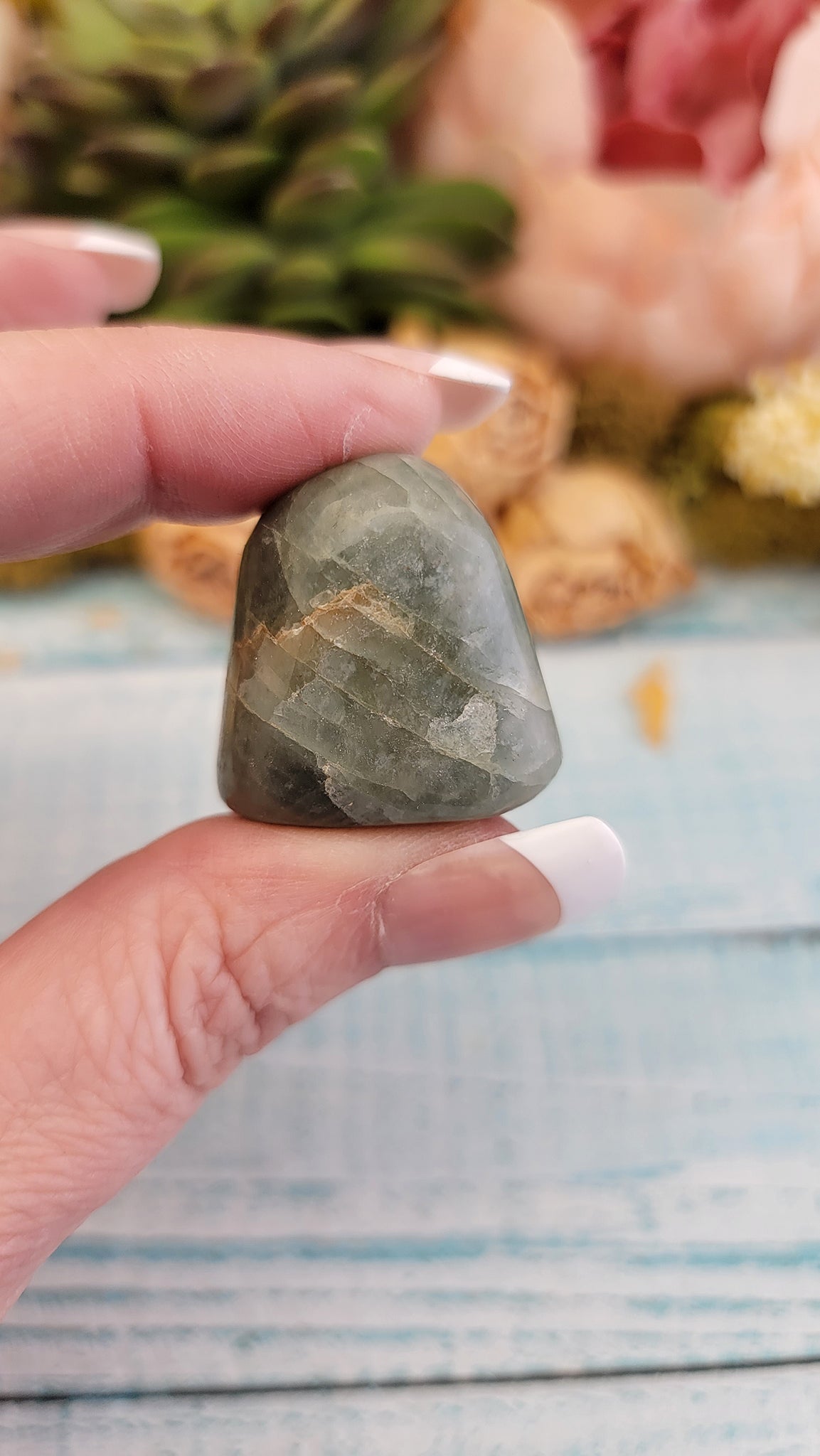 Beryl stone online