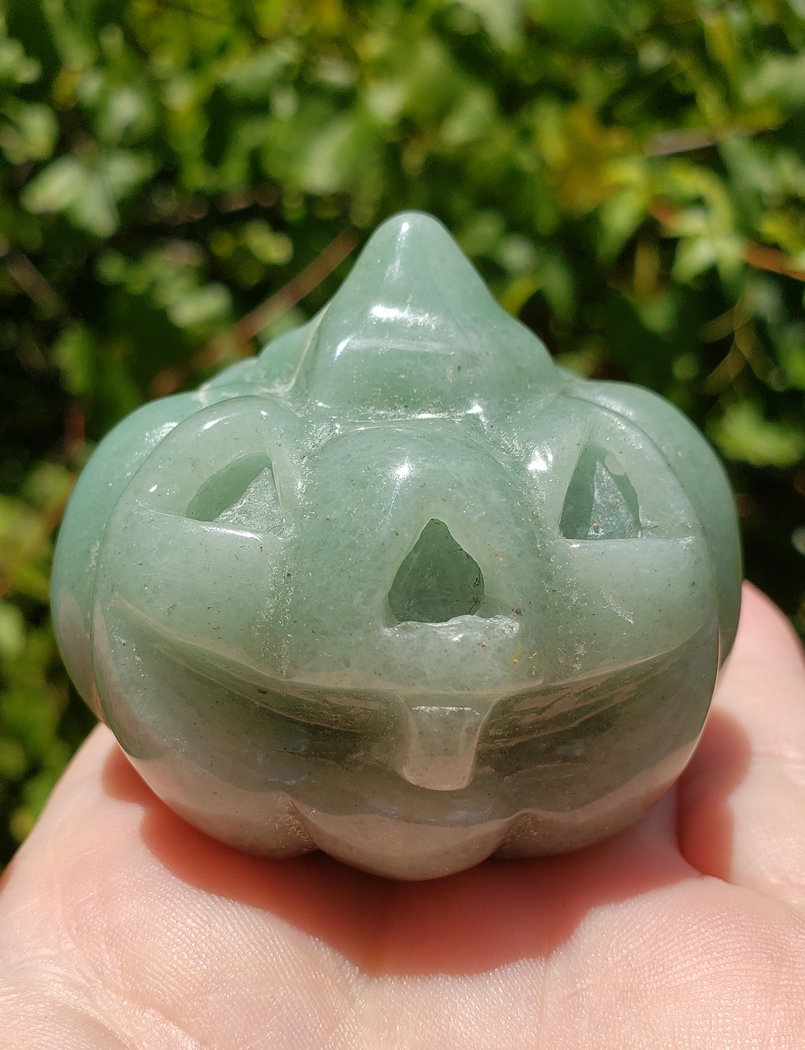 Green Aventurine Gemstone Happy Pumpkin Totem Jack-o-Lantern Carving