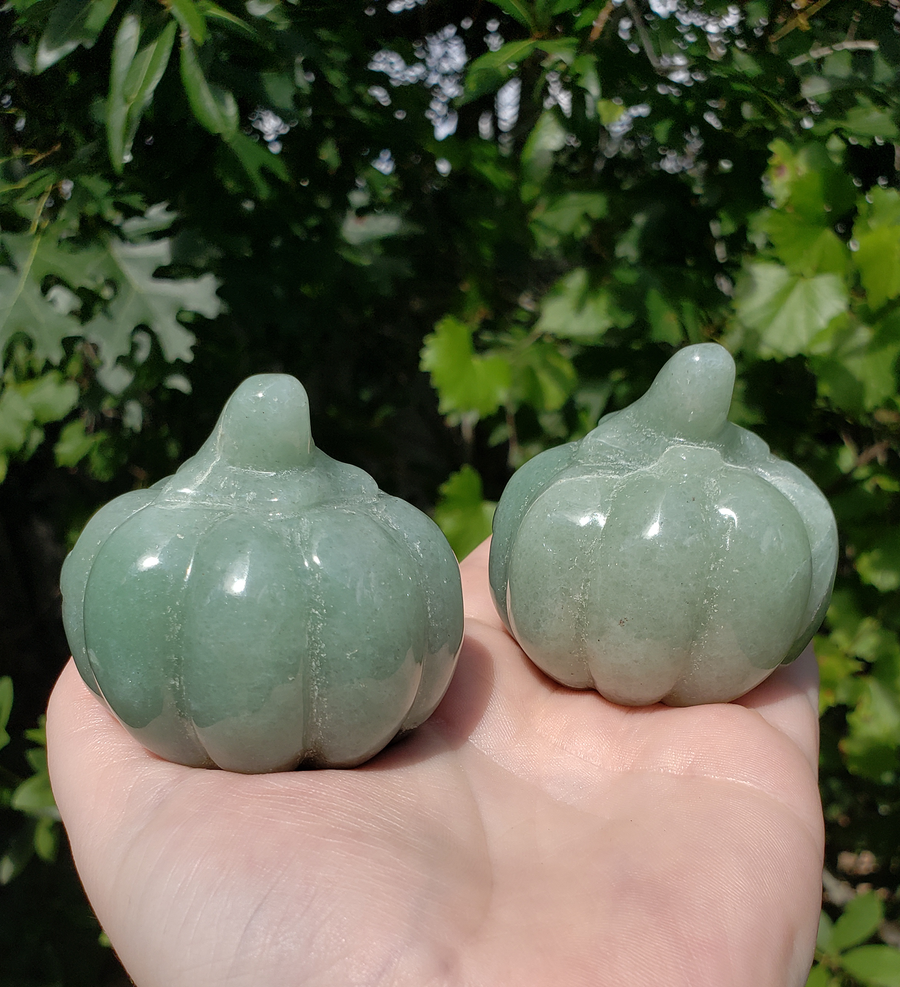 Green Aventurine Gemstone Happy Pumpkin Totem Jack-o-Lantern Carving - Backs of Pumpkins