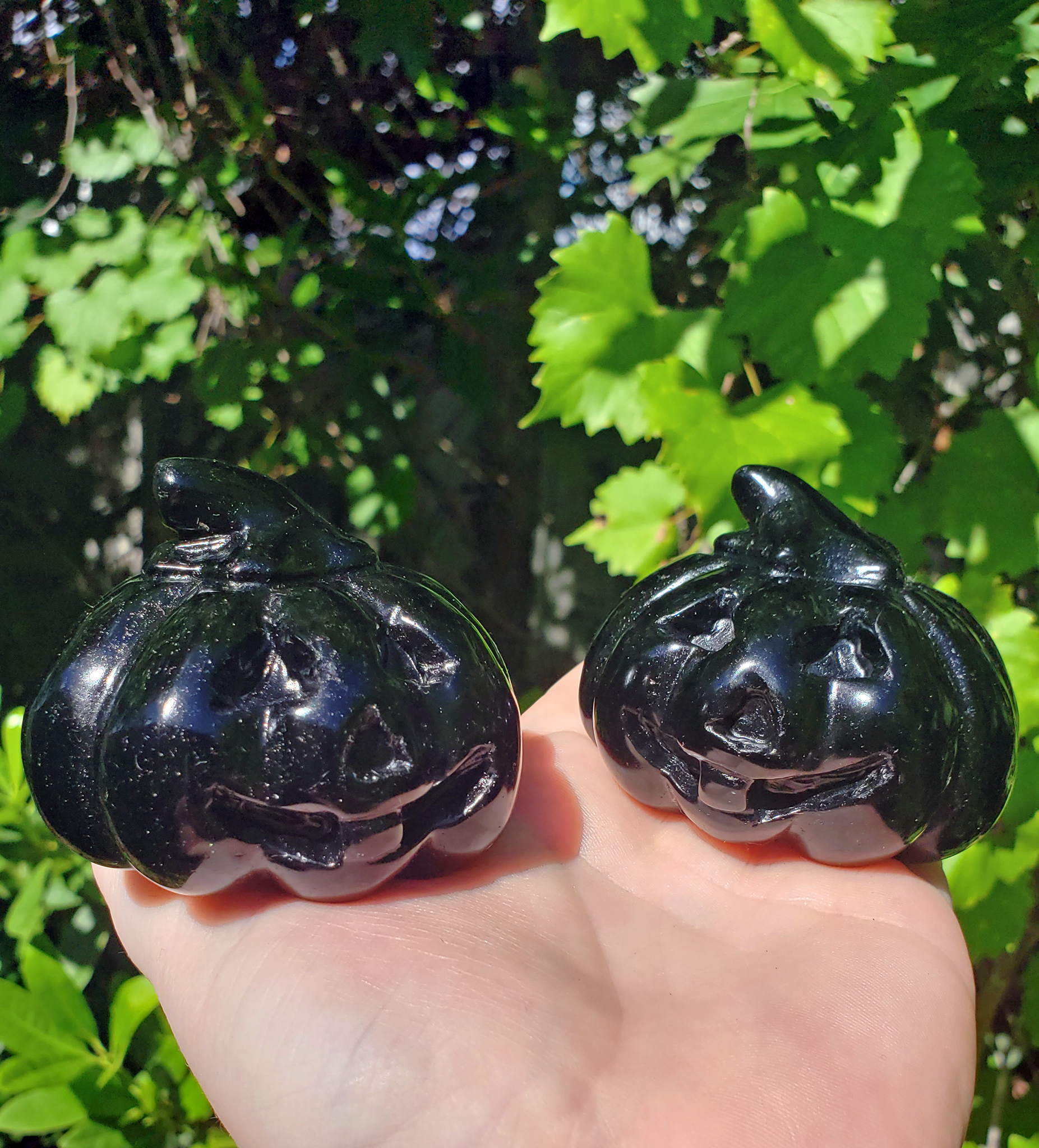 Large Obsidian Gemstone Happy Pumpkin Totem Jack-o-Lantern Carving