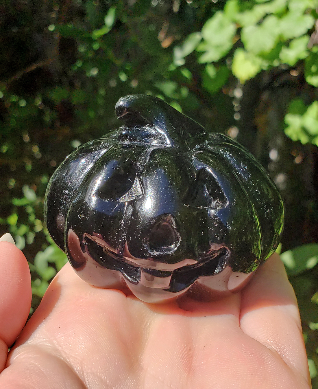 Large Obsidian Gemstone Happy Pumpkin Totem Jack-o-Lantern Carving - Cheerful Pumpkin