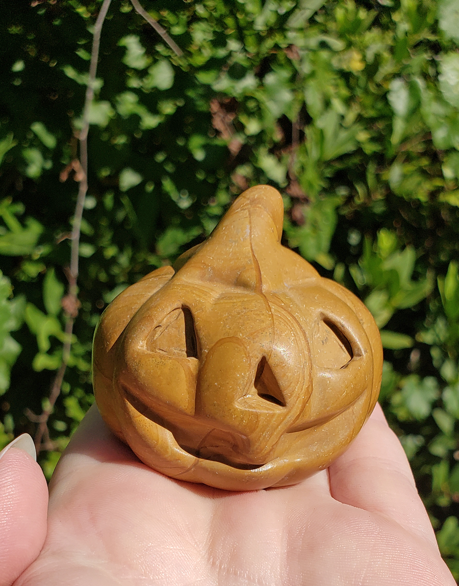 Picture Jasper Gemstone Spooky Pumpkin Totem Jack-o-Lantern Carving