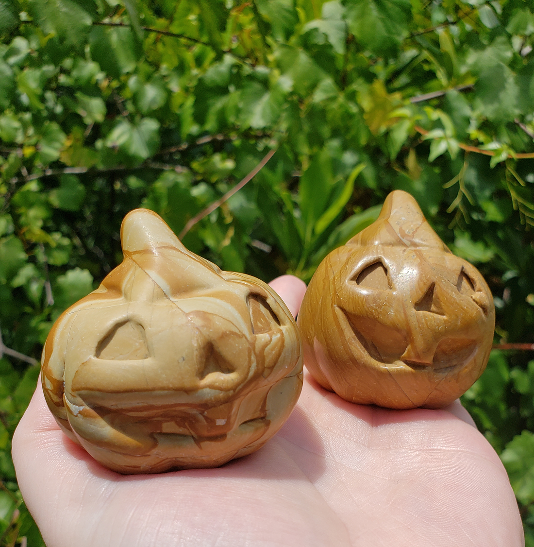 Picture Jasper Gemstone Happy Pumpkin Totem Jack-o-Lantern Carving - Smiling!
