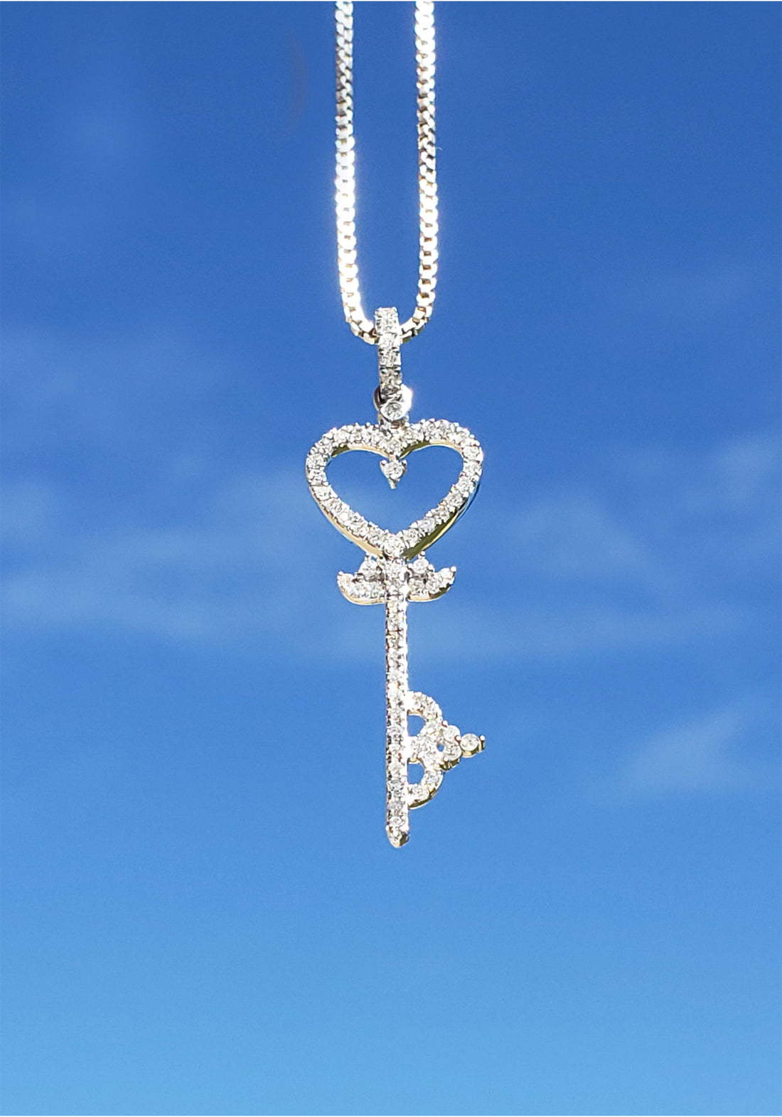 10k White Gold with White Diamond Heart Key Pendant