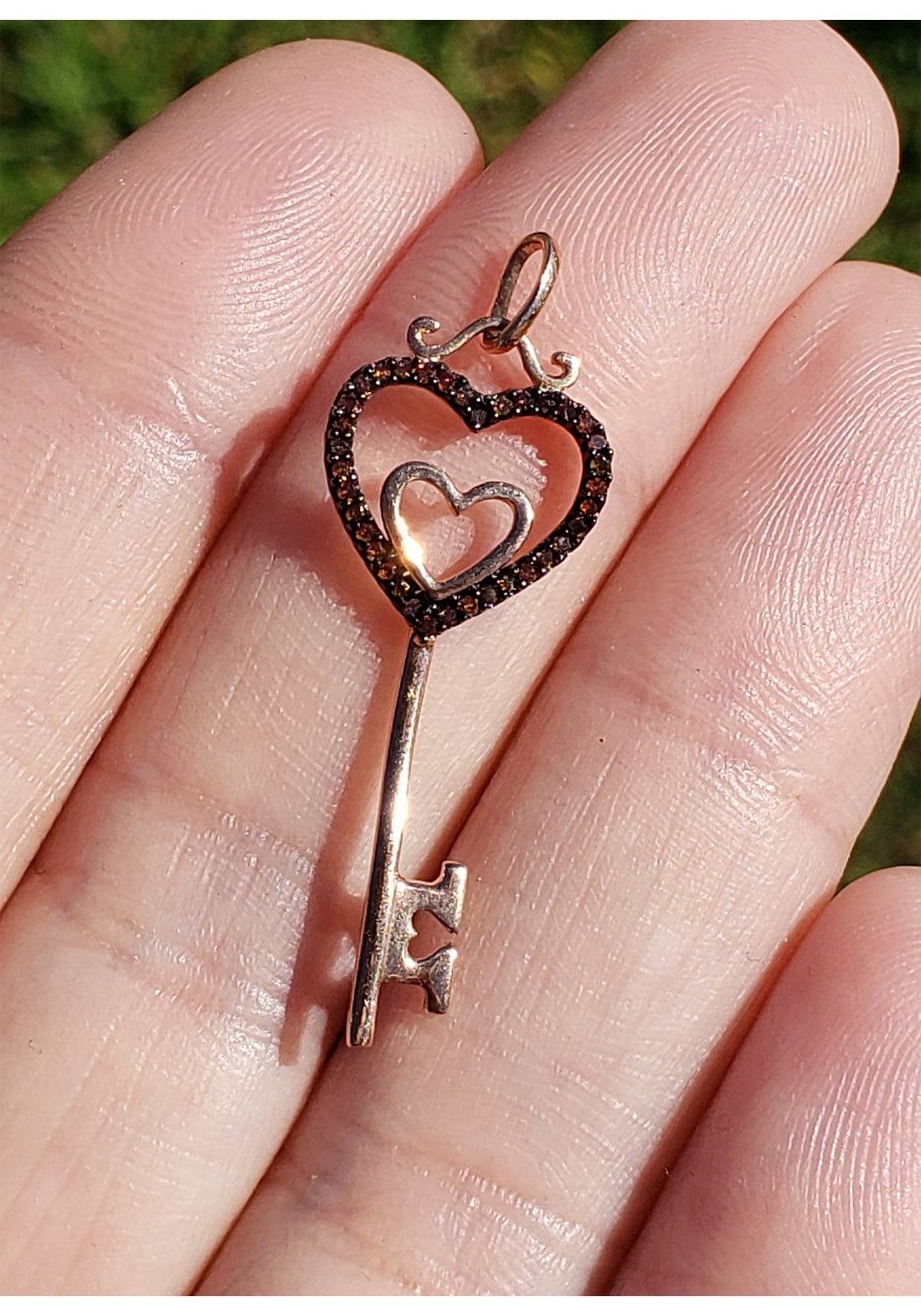 10k Rose Gold with Red Diamond Heart Key Pendant 2