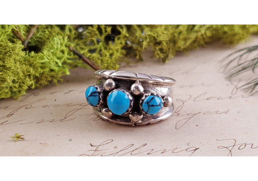 Vintage Sterling Silver Turquoise Gemstone Ring - Size 6