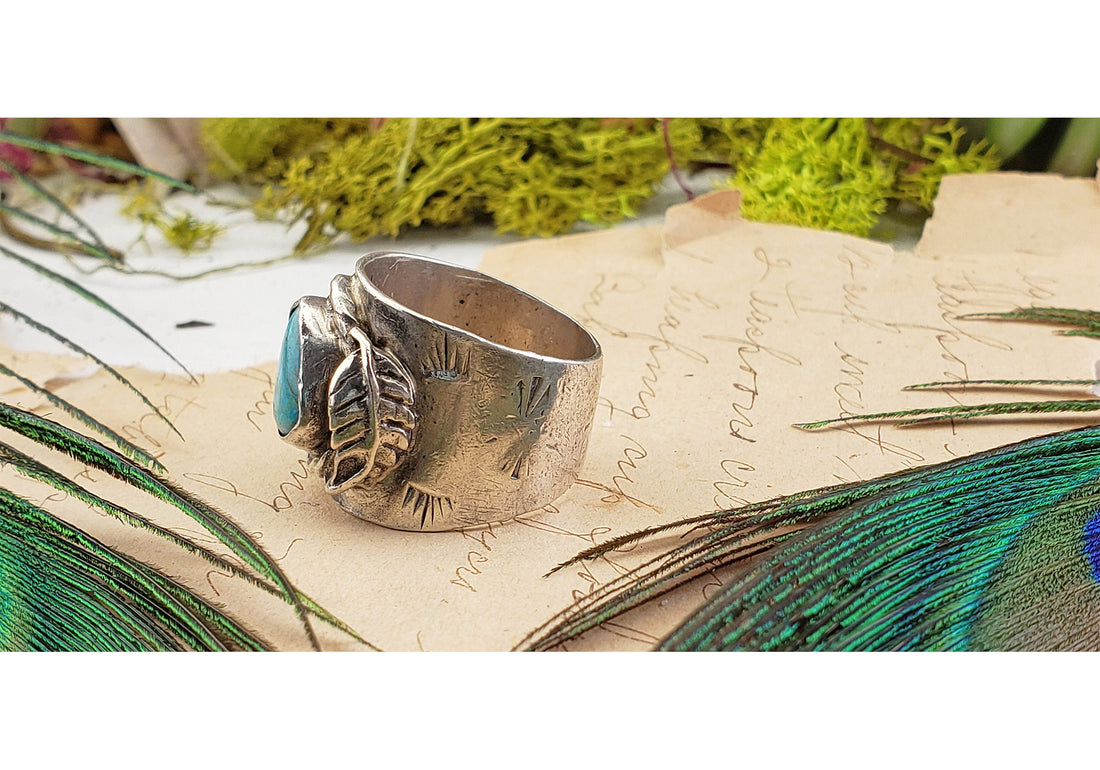 Vintage Sterling Silver Turquoise Gemstone Ring 4